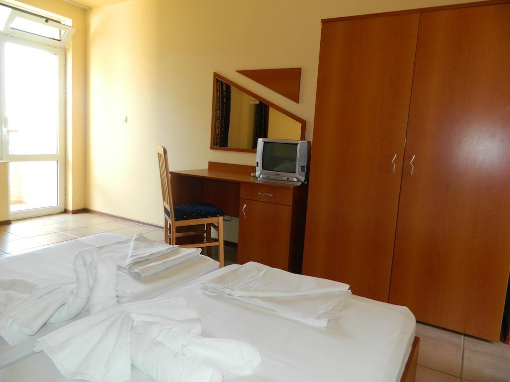 Family Hotel Privileg Slantschew brjag Zimmer foto