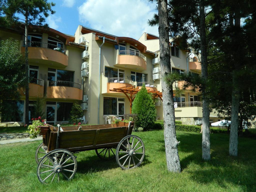 Family Hotel Privileg Slantschew brjag Exterior foto