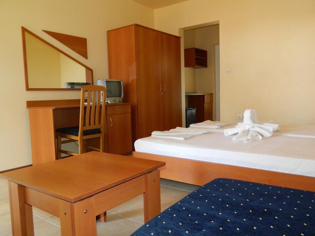 Family Hotel Privileg Slantschew brjag Zimmer foto
