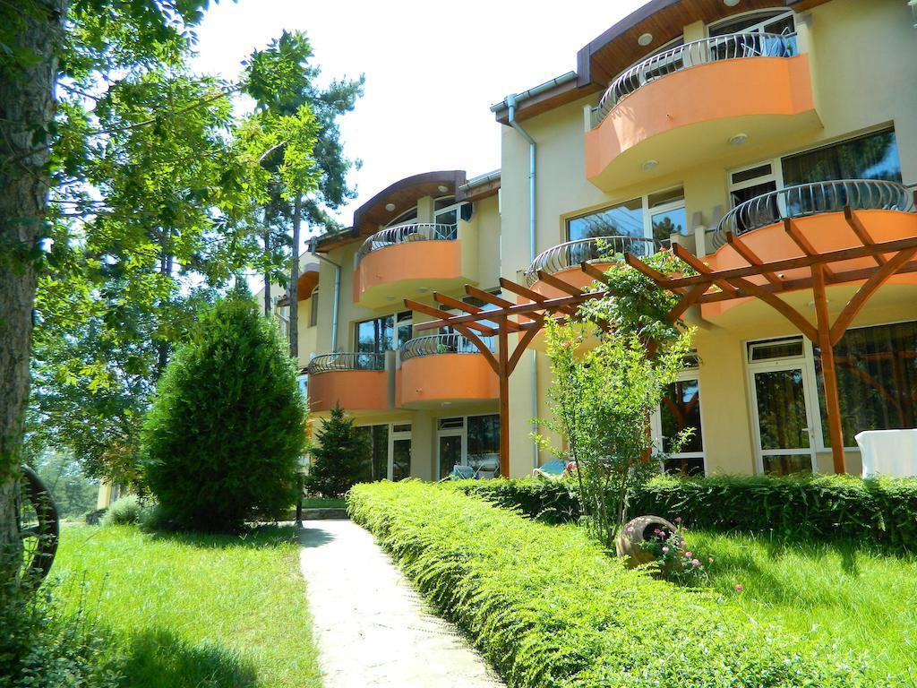 Family Hotel Privileg Slantschew brjag Exterior foto